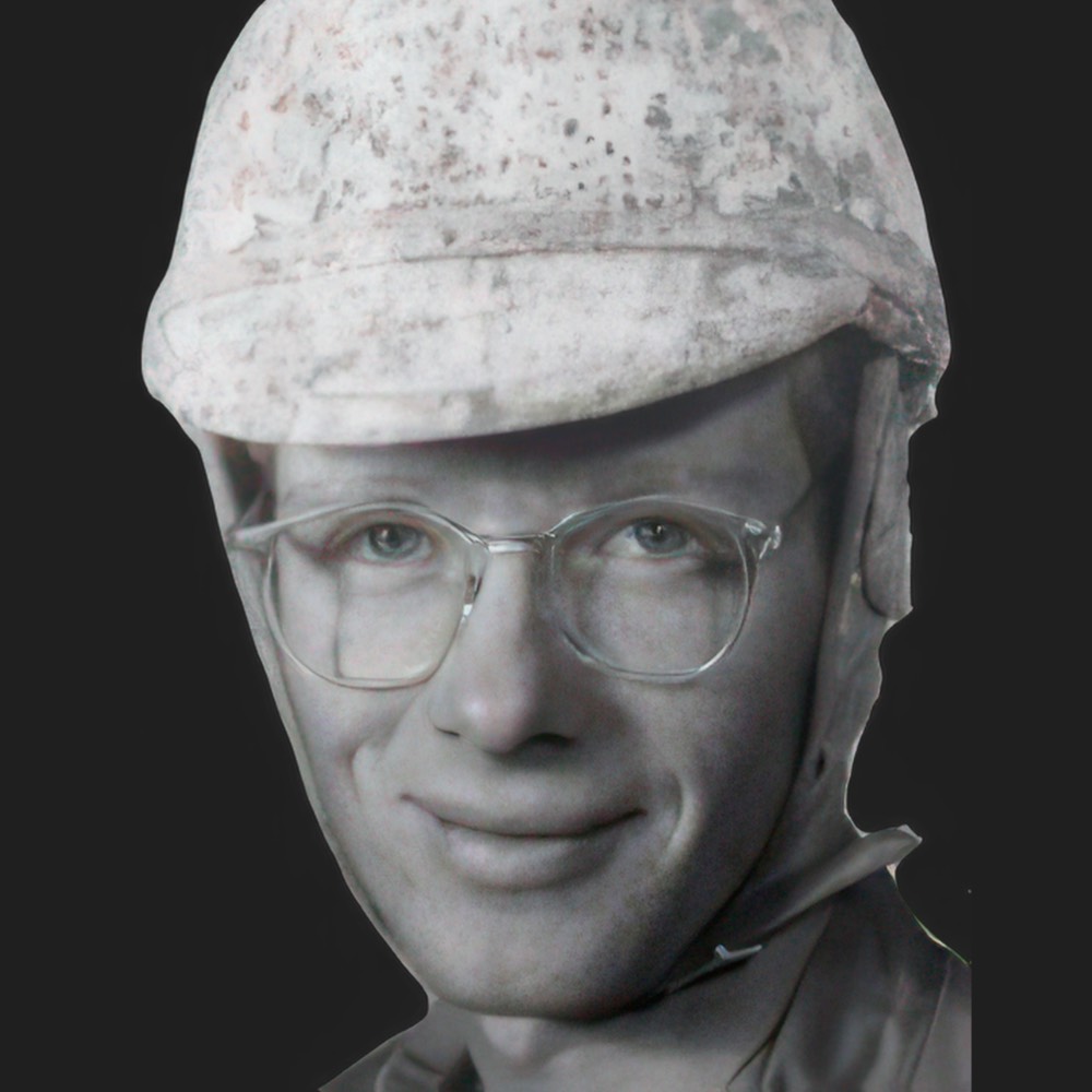 Bobby Ball - Formula 1 Driver Photo