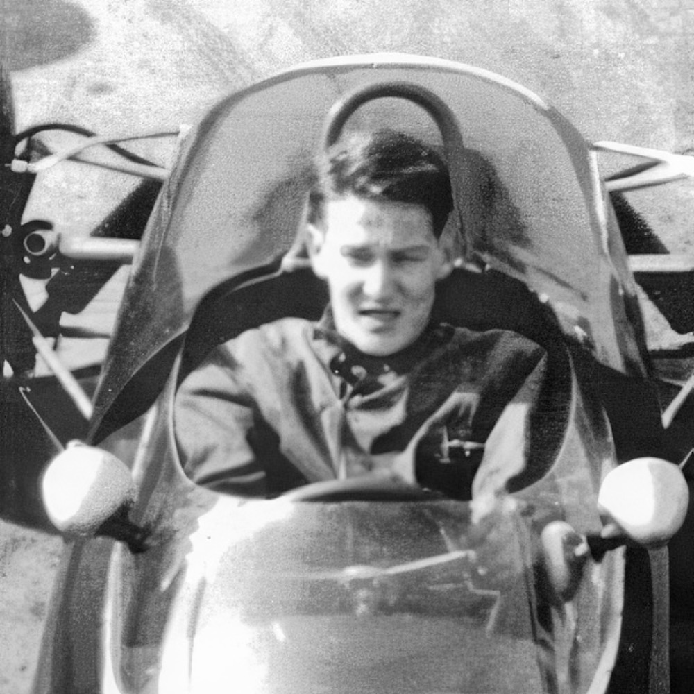 Brausch Niemann - Formula 1 Driver Photo