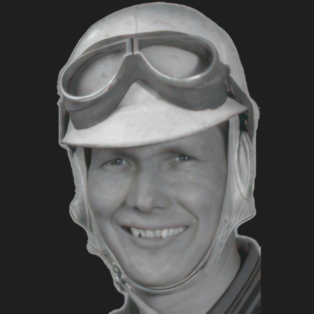 Duke Dinsmore - Formula 1 Driver Photo